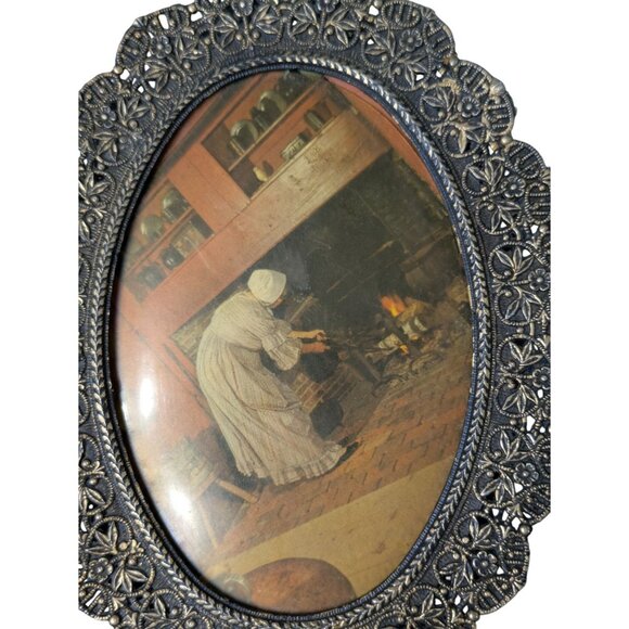 Vintage Ornate Oval Brass Frame With Colonial Fireplace Scene Print 6" x 3.5" - Picture 2 of 6